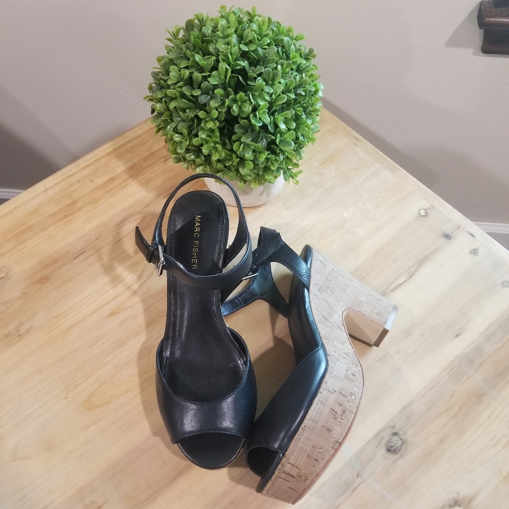 Marc Fisher Sandals Size 8.5